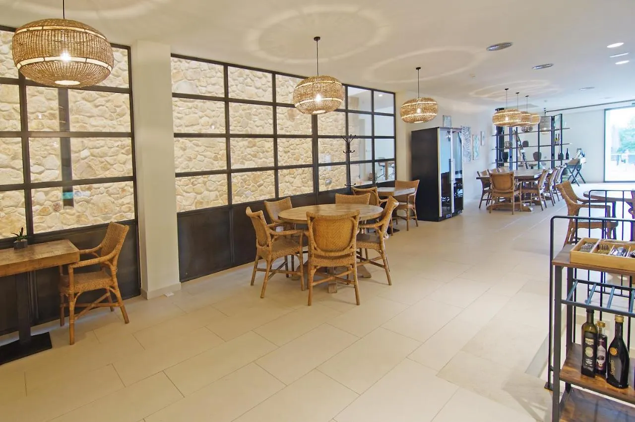 Can Bufi - Hotel & Winery