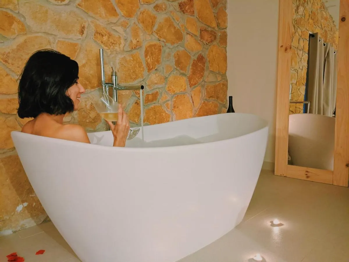 Can Bufi - Hotel & Winery